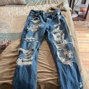 American eagle distressed jeans